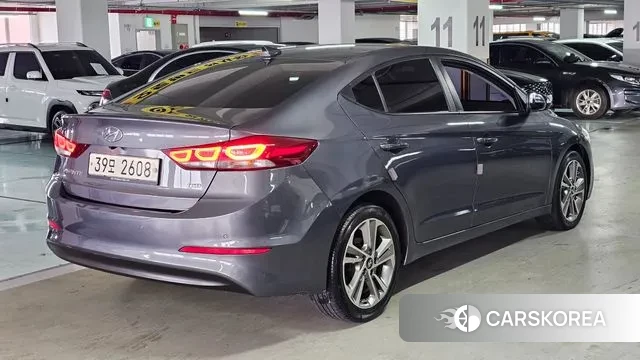 Hyundai Avante AD id 3522967 из Кореи 10