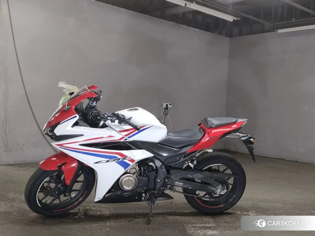 Проданный Honda CBR400R 2016 из Японии, фото 2