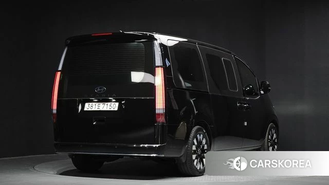 Hyundai Staria id 4359978 из Кореи 12