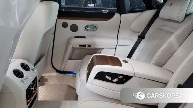 Rolls-Royce Ghost 2nd Generation 2022 Серебристо-серый из Кореи, фото 3