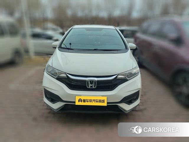 Honda Fit 2019 Белый из Китая, фото 2