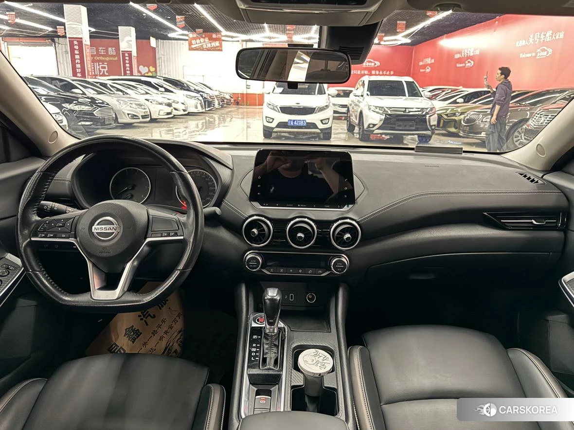 Nissan Xuan Yi 2021 Темно-серый из Китая, фото 2