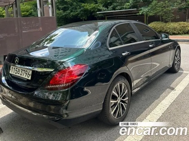 Mercedes-Benz C-Class W205 2019 Темно-зеленый из Кореи, фото 5