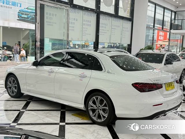 Mercedes-Benz E-class id 4273077 из Китая 8
