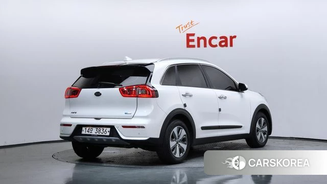 Kia Niro id 4620460 из Кореи 12