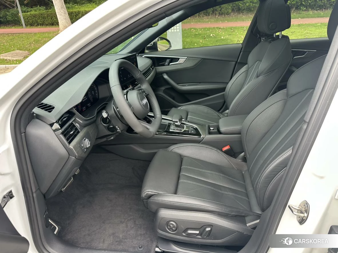 Audi A4L 2023 Белый из Китая, фото 3
