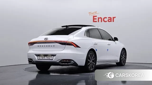 Hyundai The New Grandeur IG id 3372829 из Кореи 12