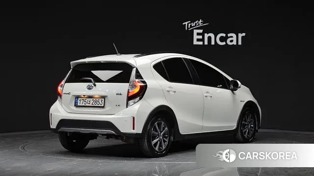 Toyota Prius C id 3379278 из Кореи 12