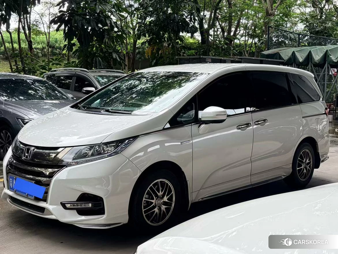 Honda Odyssey 2020 Белый из Китая