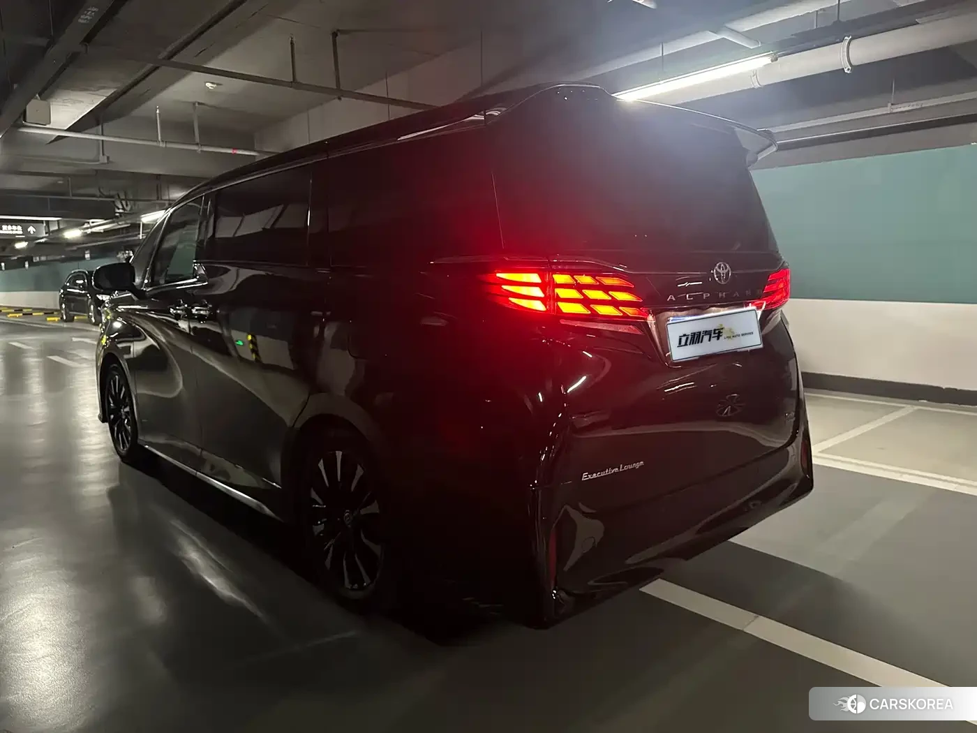 Toyota Elfa 2023 Черный из Китая, фото 5