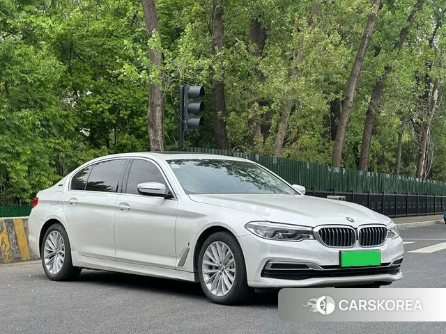 BMW 5 series PHEV id 4236359 из Китая 12