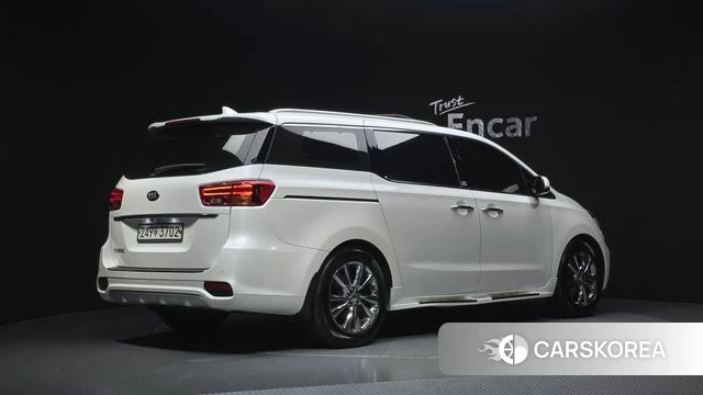 Kia The New Carnival id 4446871 из Кореи 12