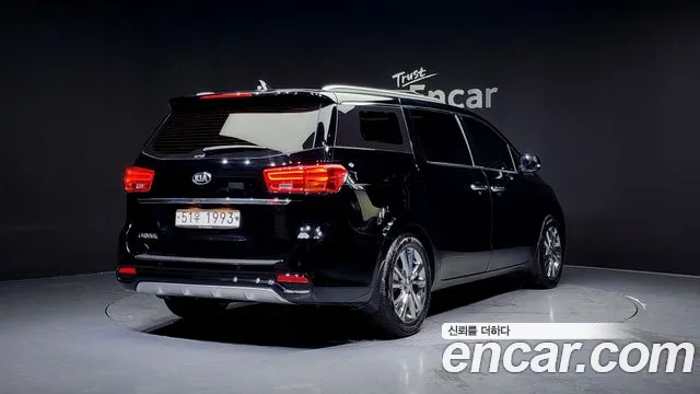 Kia The New Carnival id 2388409 из Кореи 12