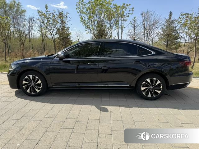 Volkswagen Passat id 4301472 из Китая 12