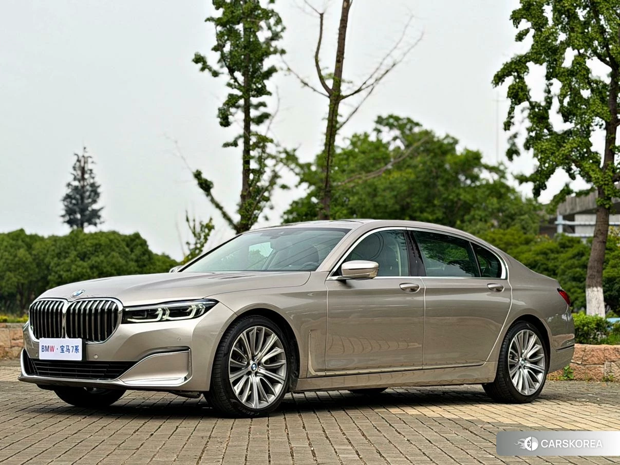 BMW 7 series id 4467495 из Китая 12