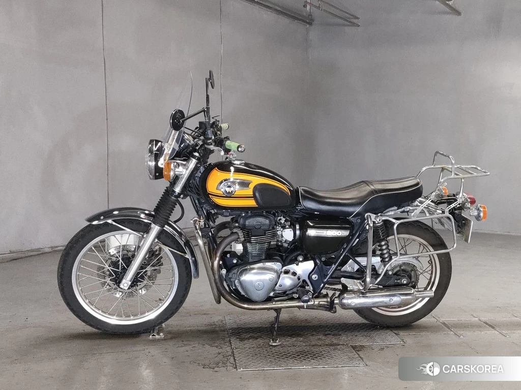 Проданный Kawasaki W800 2019 из Японии, фото 2