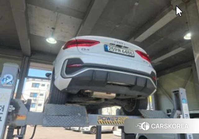 Audi Q3 (F3) 2022 Белый из Кореи, фото 2
