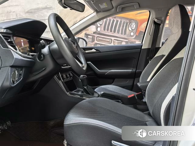 Volkswagen Lavida 2024 Белый из Китая, фото 2