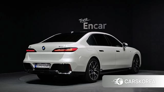 BMW 7 Series (G70) id 4315653 из Кореи 12
