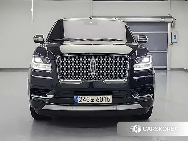 Lincoln Navigator 4th generation 2019 Черный из Кореи, фото 2