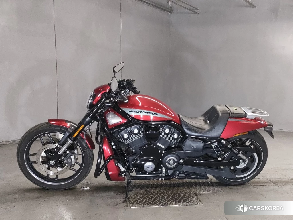 Проданный Harley-Davidson Night Rod Special VRSCDX1250 2013 из Японии, фото 2