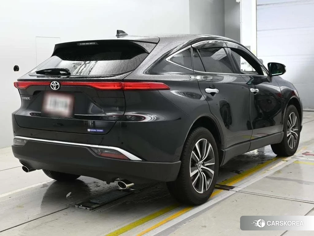 Toyota Harrier 2023 из Японии, фото 2