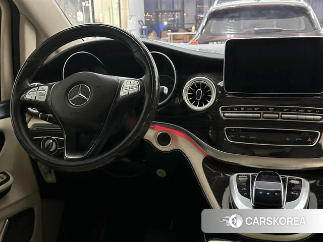 Mercedes-Benz V-class id 4241720 из Китая 12
