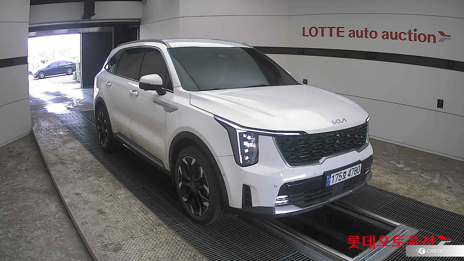 Kia Sorento id 3882090 из Кореи 12