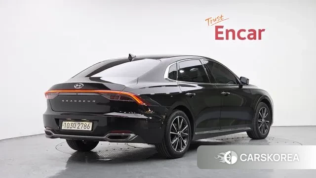 Hyundai The New Grandeur IG id 3295689 из Кореи 12