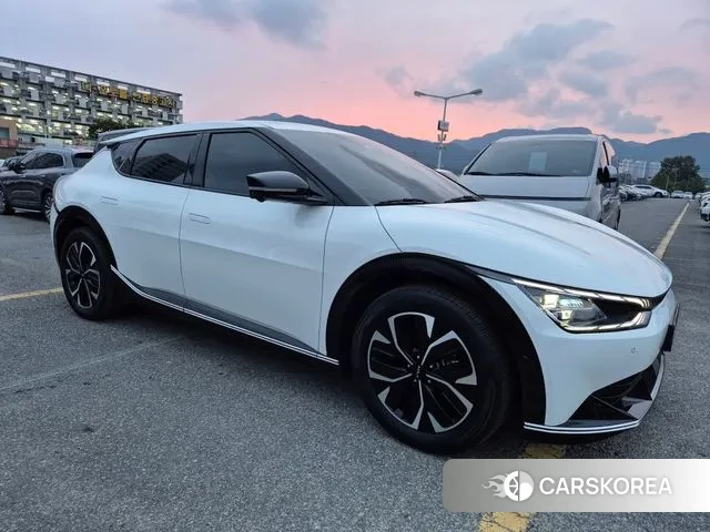 Kia EV6 id 3280283 из Кореи 12