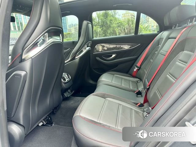 Mercedes-Benz E-class AMG id 4265682 из Китая 12