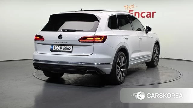 Volkswagen Touareg 3rd generation id 4294014 из Кореи 12