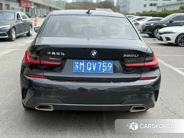 BMW 3 series 2021 Черный из Китая, фото 2