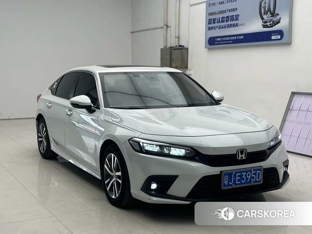 Honda Civic 2023 Белый из Китая, фото 2