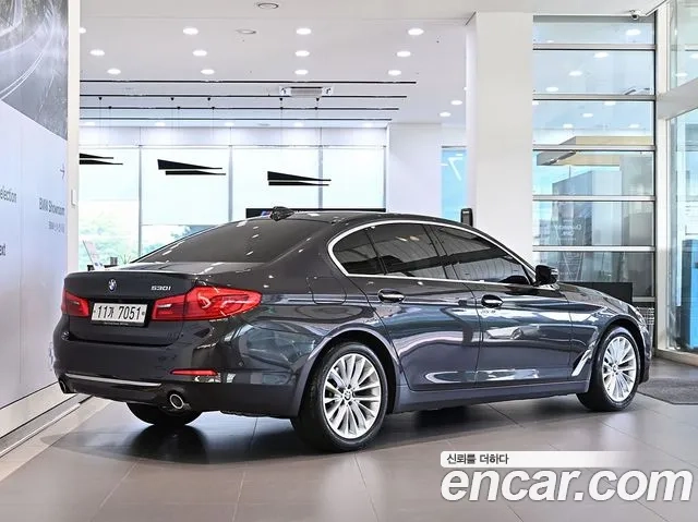 BMW 5 Series (G30) id 2876804 из Кореи 10