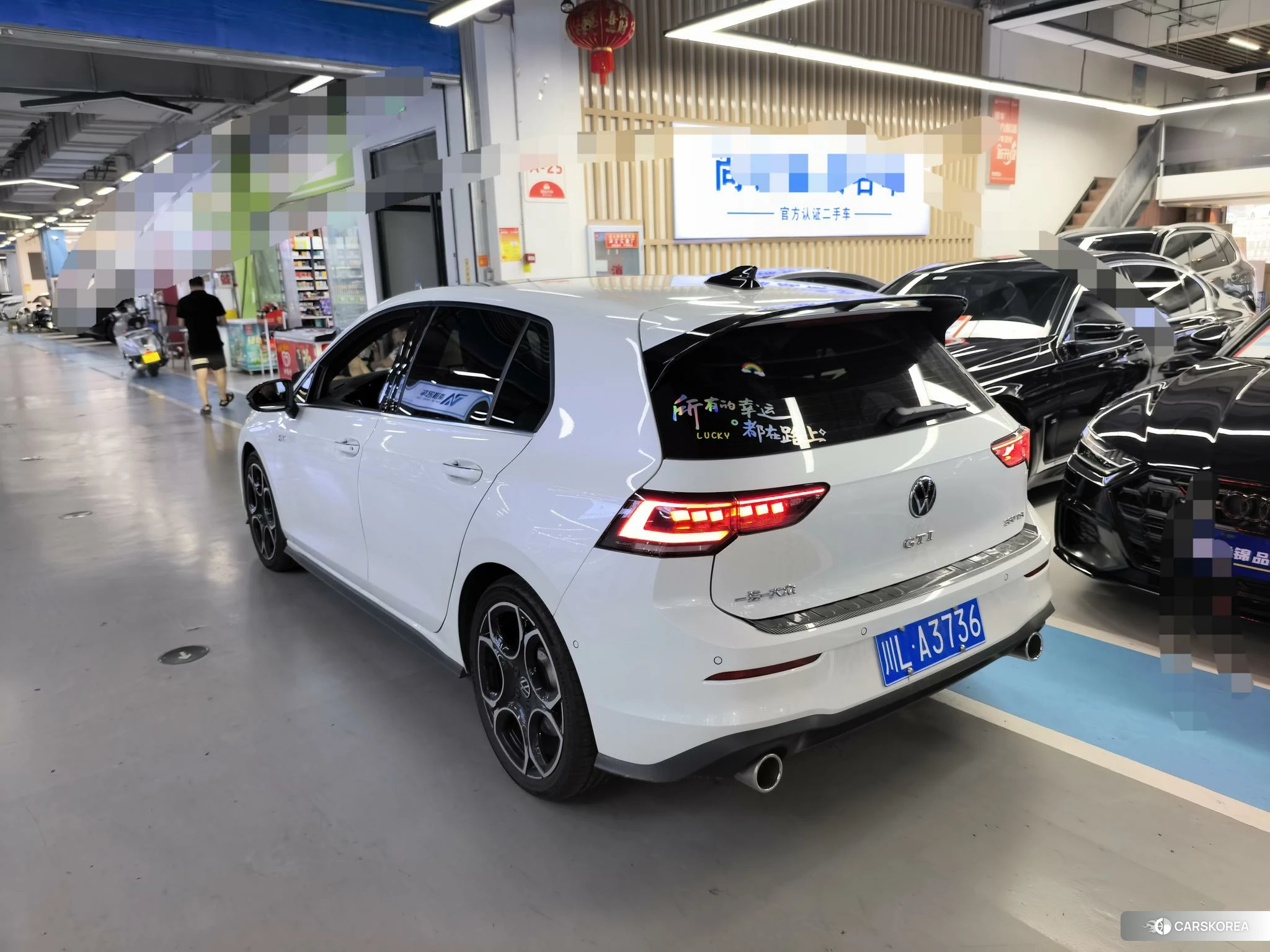 Volkswagen Golf 2024 Белый из Китая, фото 2