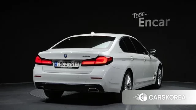 BMW 5 Series (G30) id 3640579 из Кореи 12