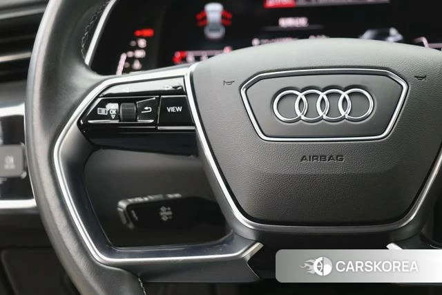 Audi A7L id 4278606 из Китая 12
