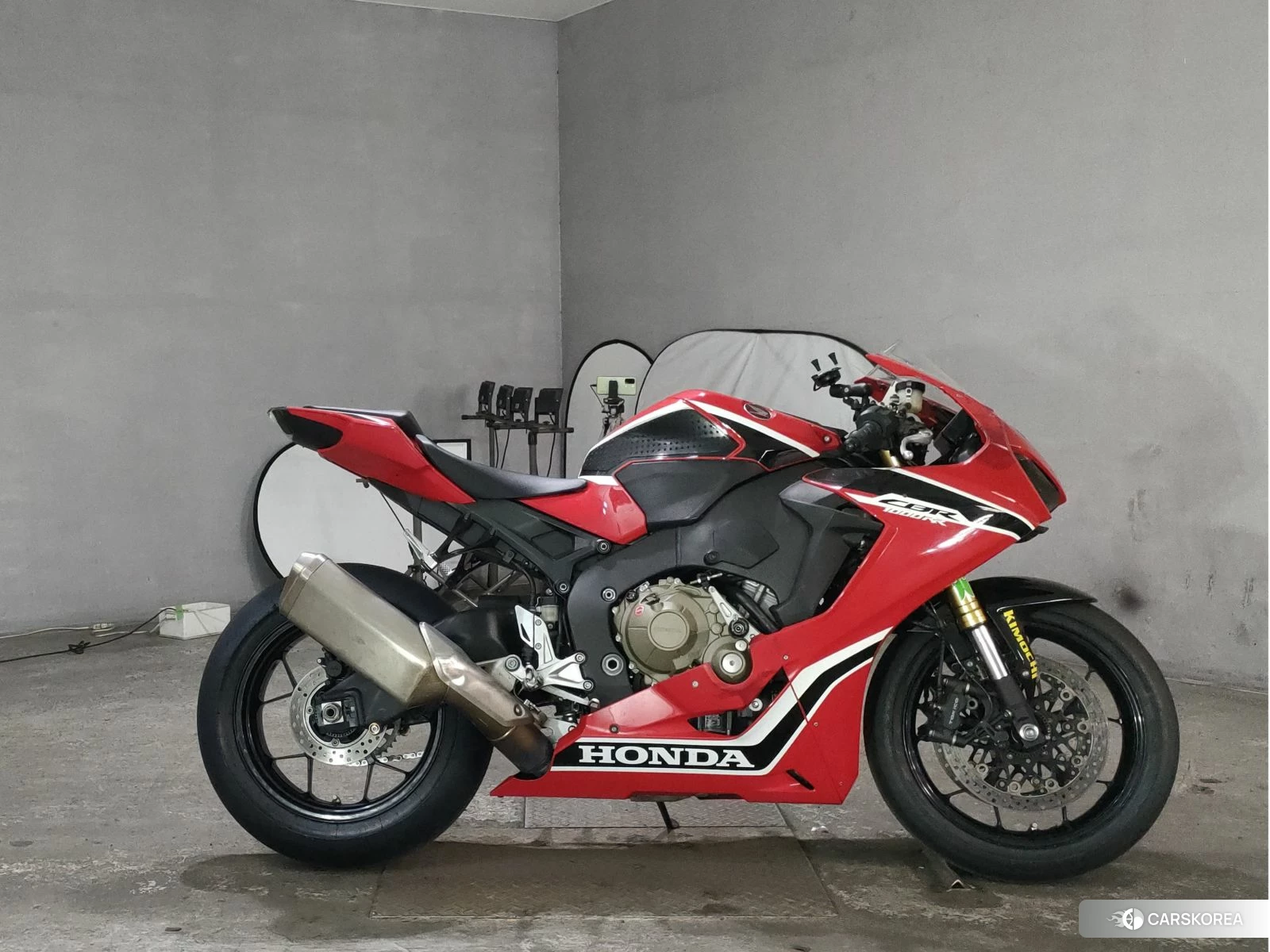 Проданный Honda CBR1000RR id 3947398 из Японии, фото 4