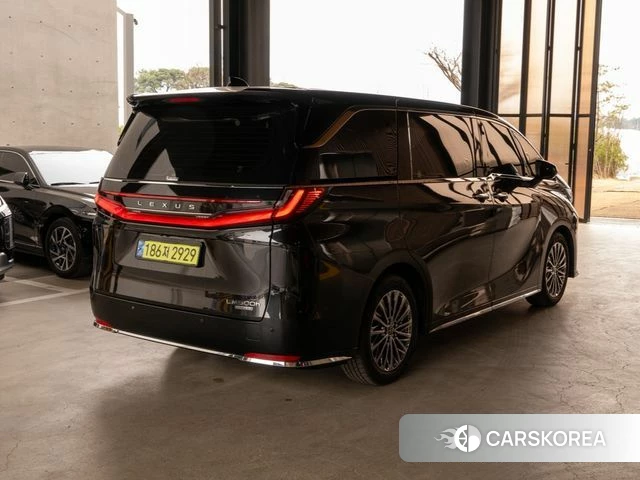 Lexus LM Second Generation id 4222714 из Кореи 8