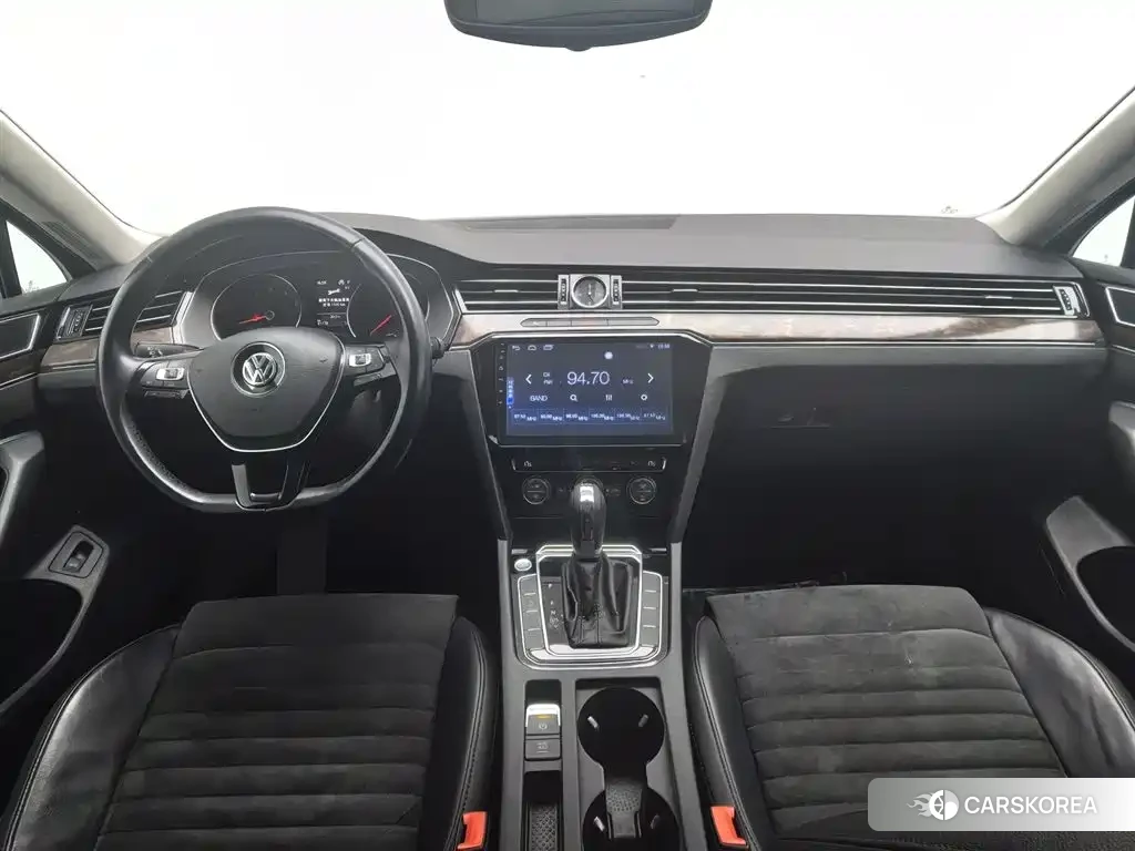 Volkswagen Magotan id 4577812 из Китая 12