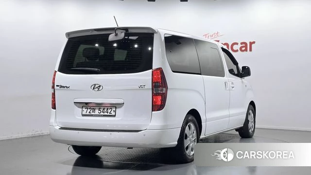 Hyundai The New Grand Starex id 4246310 из Кореи 12