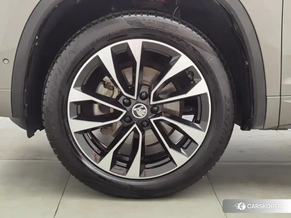 Skoda Kodiaq id 4589135 из Китая 12