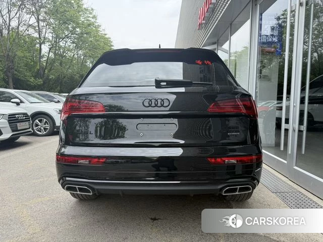 Audi Q5L 2024 Черный из Китая, фото 2