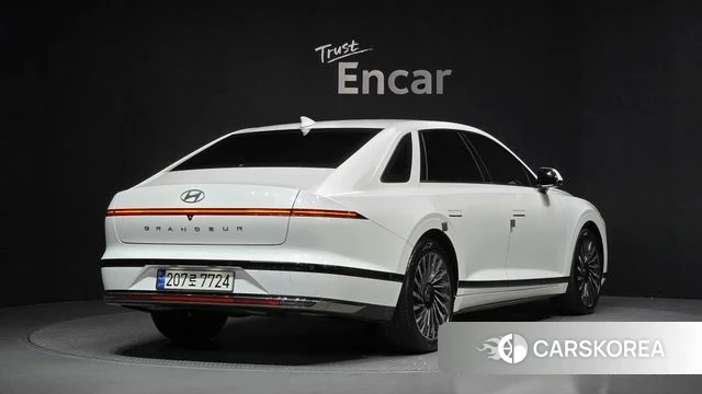 Hyundai Grandeur Hybrid (GN7) id 3858980 из Кореи 12