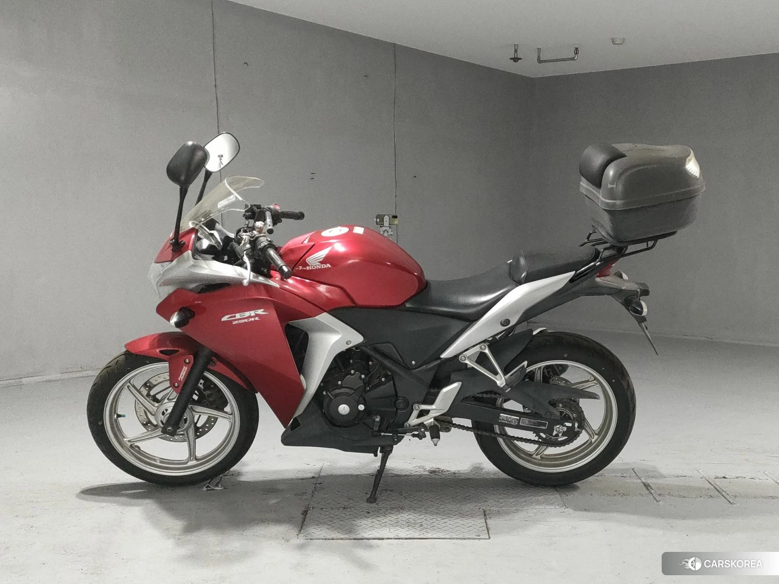 Проданный Honda CBR250R 2011 из Японии, фото 2