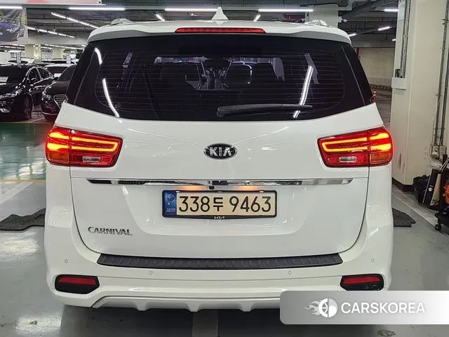 Kia The New Carnival 2018 Белый из Кореи, фото 6