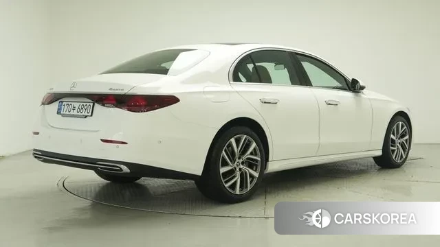 Mercedes-Benz E-Class W214 id 3042513 из Кореи 12