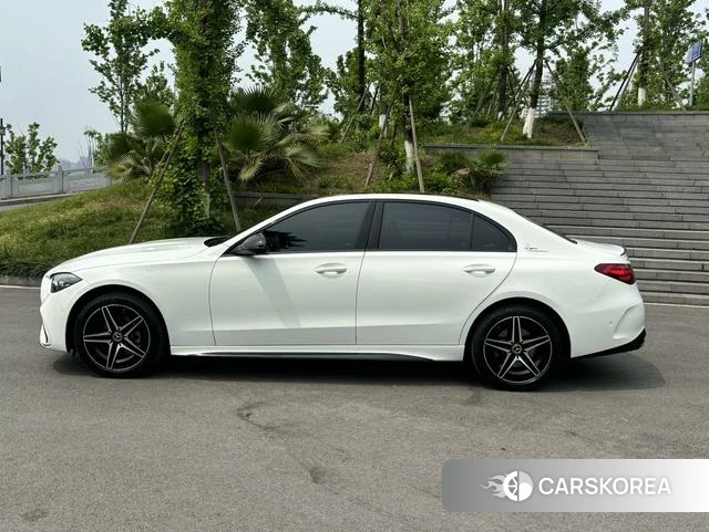 Mercedes-Benz Class C 2024 Белый из Китая, фото 3