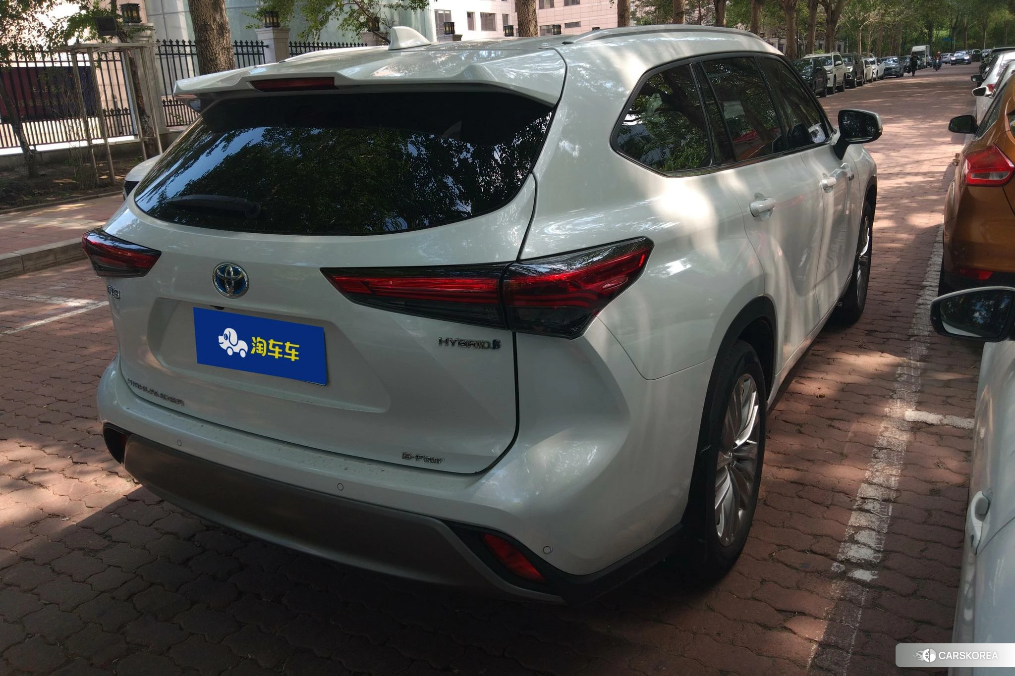 Toyota Highlander id 4493200 из Китая 9